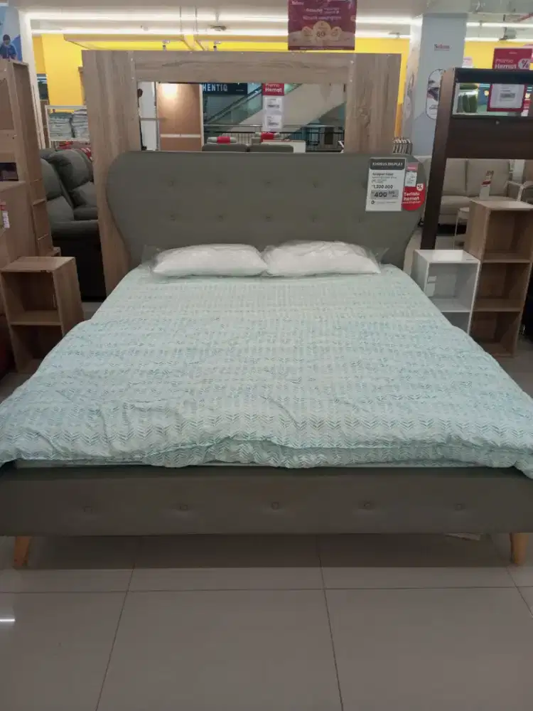 *Dipan Tidur 160x200cm IVANKA BED GREY*