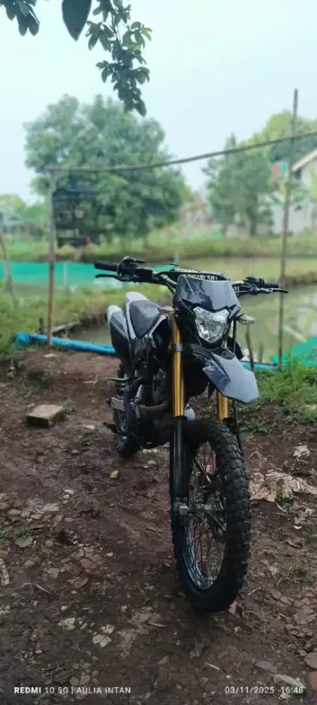 Dijual Honda CRF 2019 masih standaran pemakai pribadi