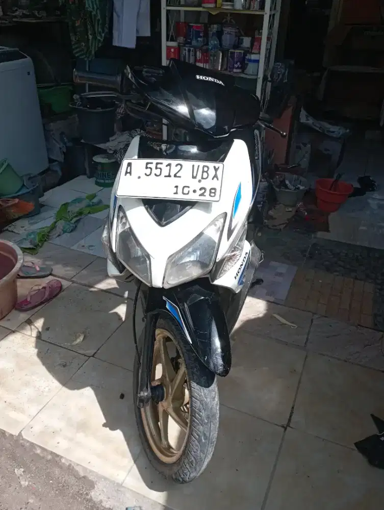 Jual vario cw thn 2013 ss bpkb + faktur