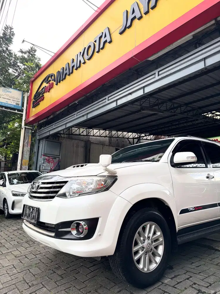 TOYOTA FORTUNER VNT TRD 2.4 AT 2015(KM90RB)ASLI!RECORD/PJK10-26/DP10JT