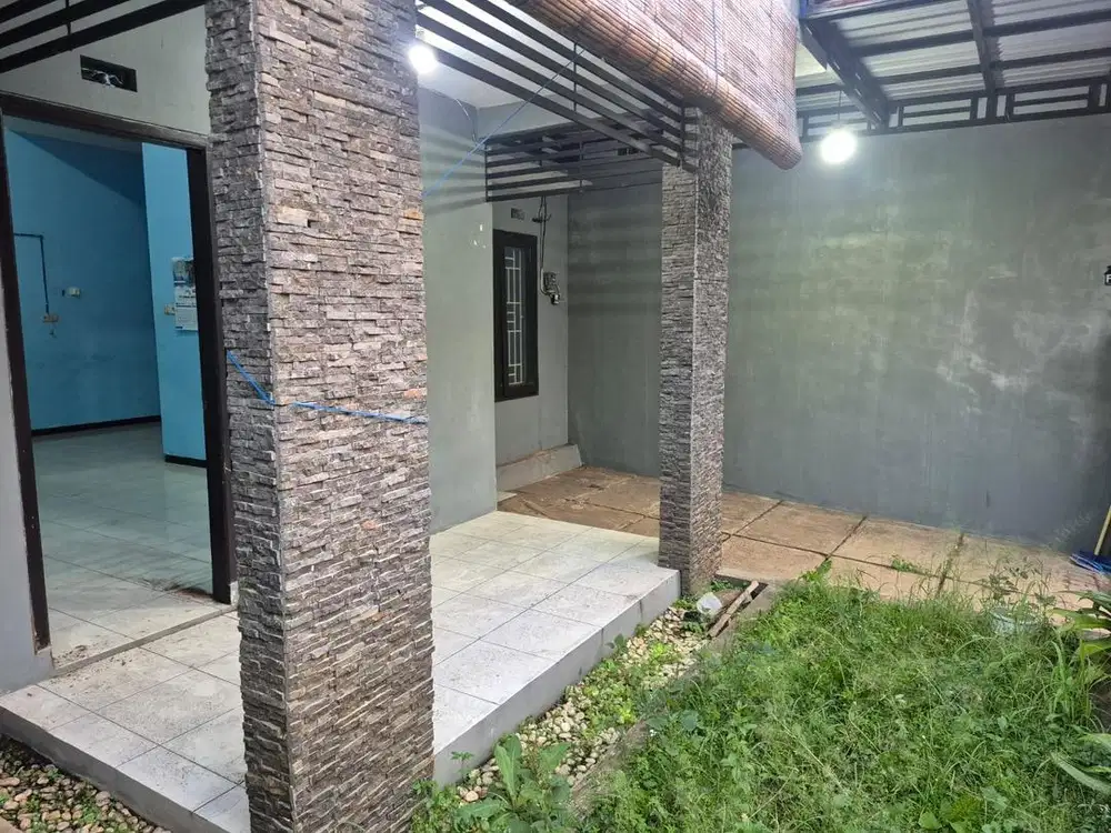 DISEWAKAN RUMAH DI PERUMAHAN PESONA SINGOSARI