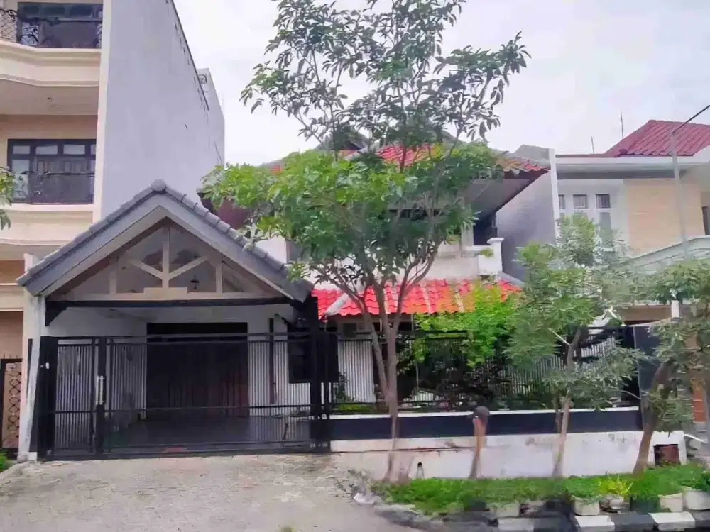 Jual Rumah Jalan Kembar  Raya Sutorejo Prima Dekat Pakuwon City,Galaxy Mall,RS Mitra Keluarga Surabaya Timur