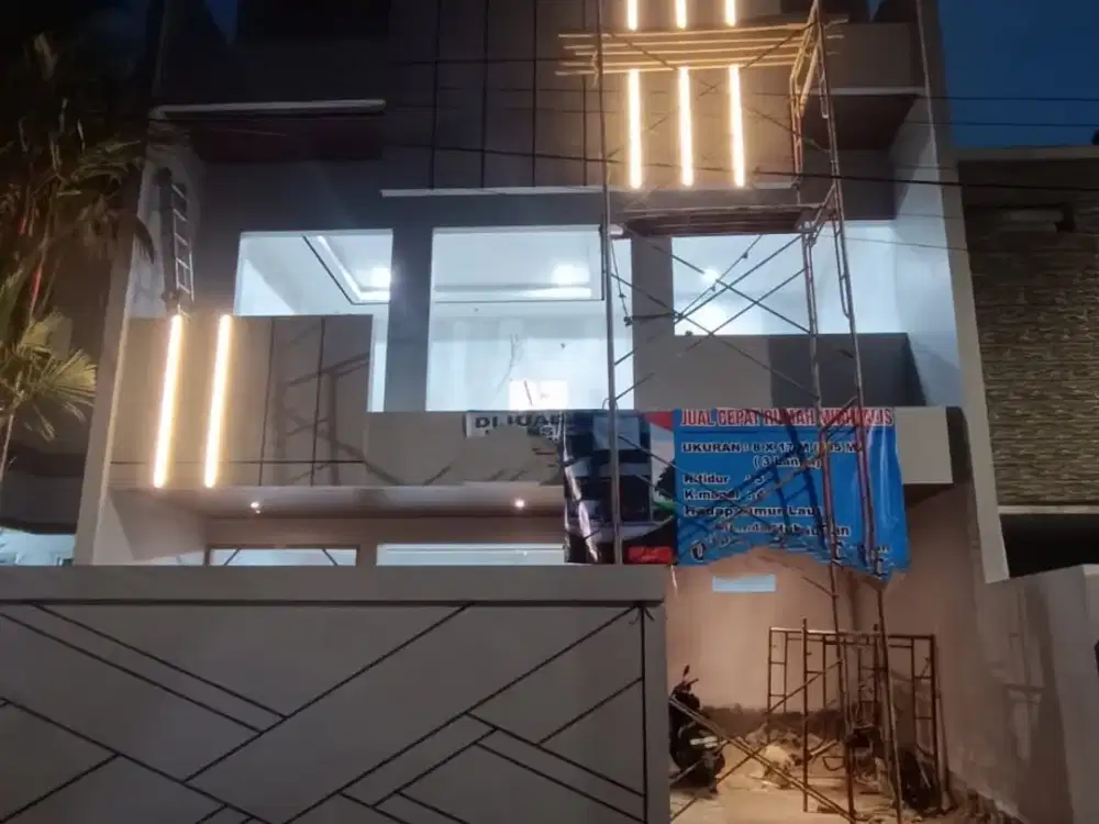 Rumah minimalis 3 lt di Taman palem lestari