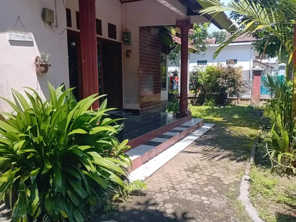 Dijual Rumah Strategis di Pusat Kota Mataram Cocok untuk Ruko & Gudang