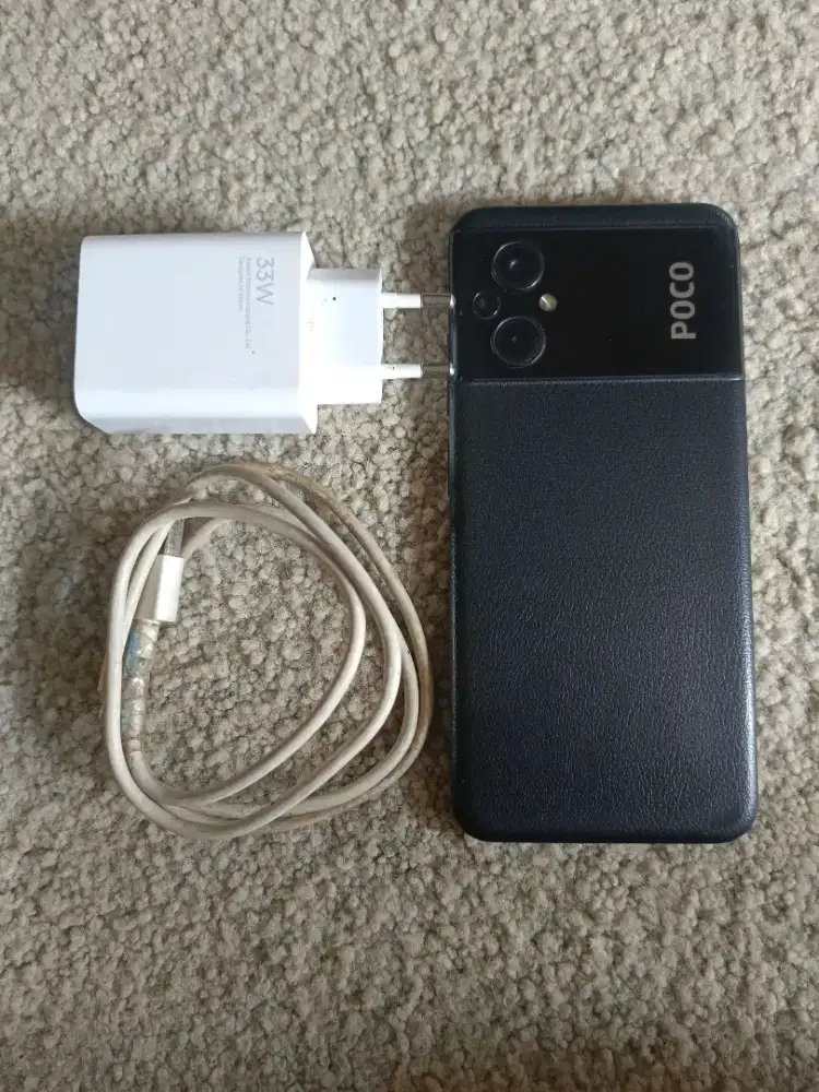 Jual poco m5 ram4/128 hp cass kondisi masih bagus 
Bisa tt hp lain