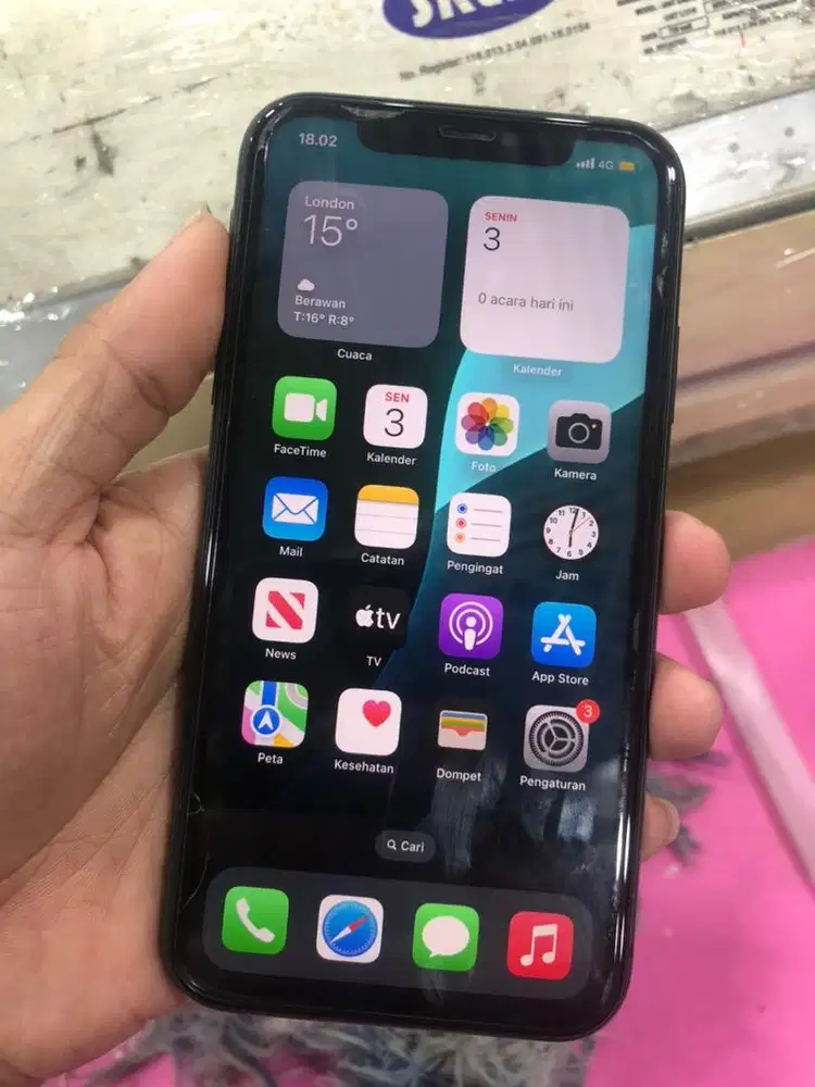 Iphone 11 64GB bekas
