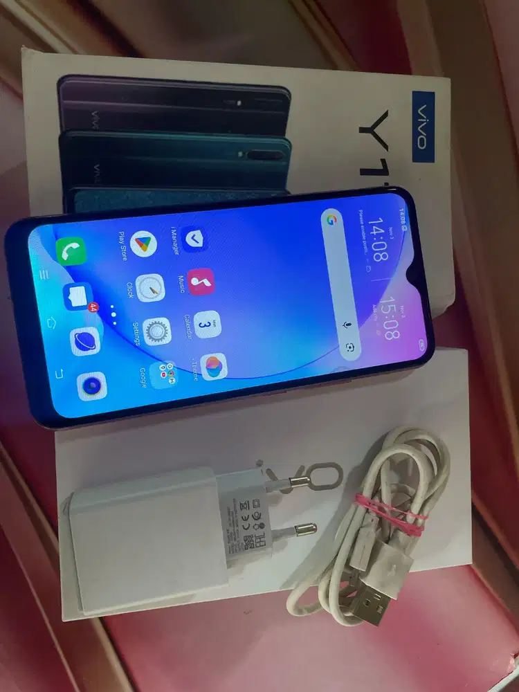 HP VIVO Warna Ungu