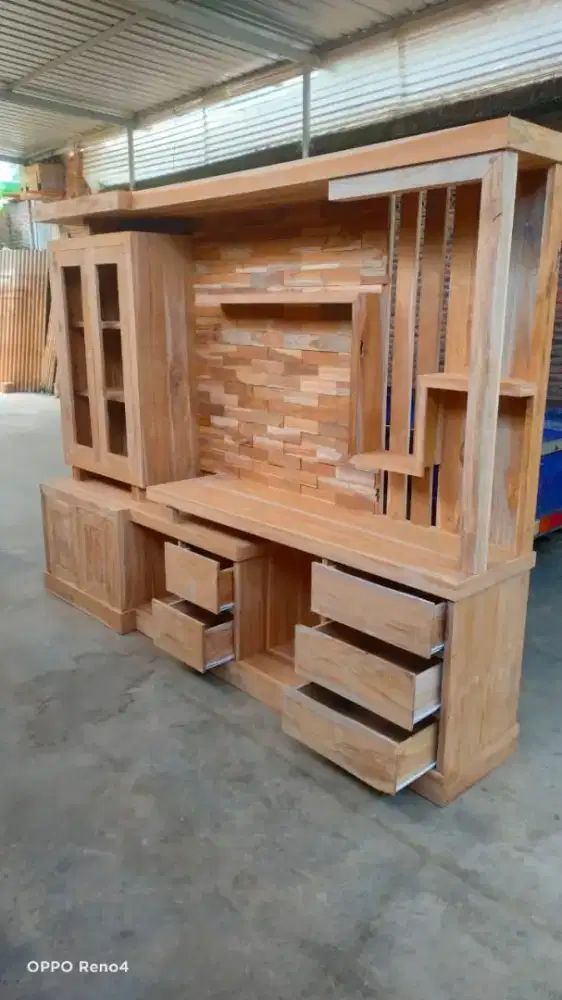 Partisi penyekat ruangan jati