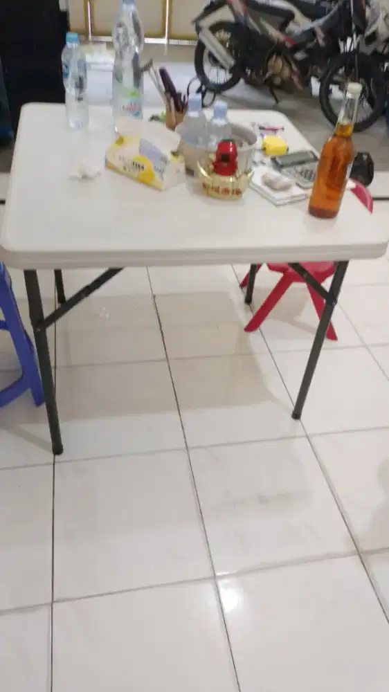 Meja ace hardware bekas segiempat