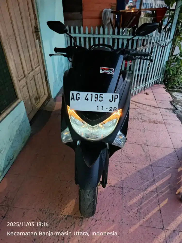 Jual Nmax 155 hitam