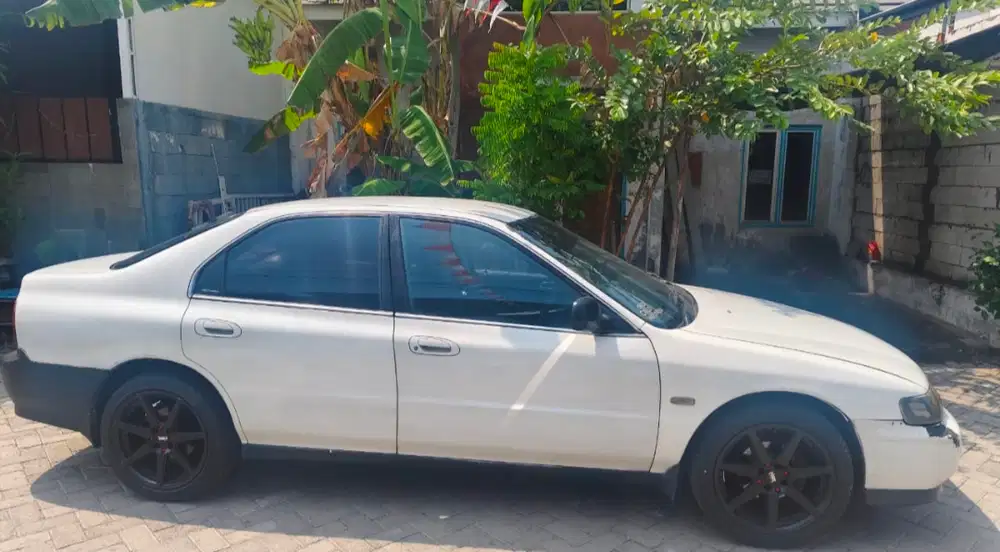 Honda Accord 1995 Bensin