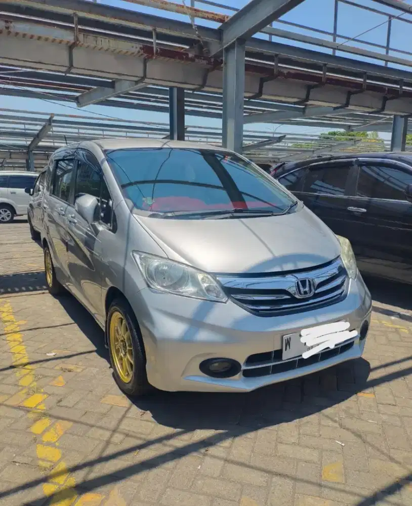 Honda Freed 2012 Bensin