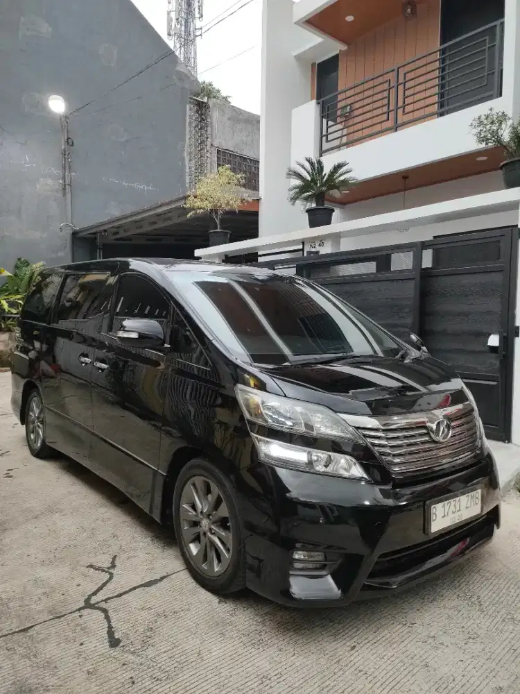 Velfire Z Premium Sound