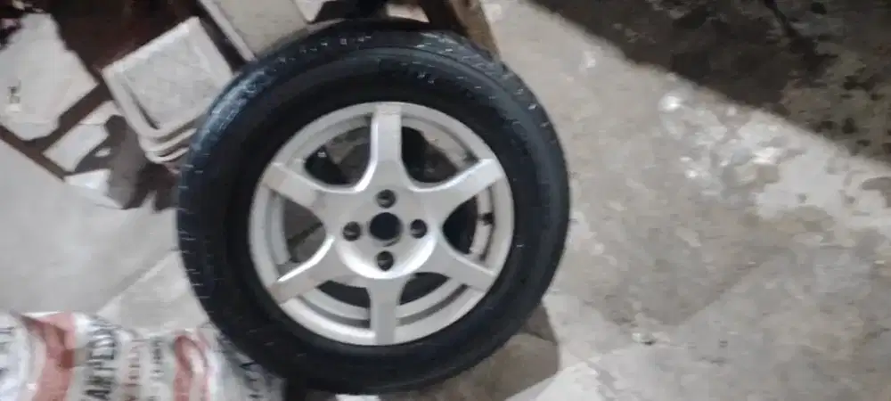 Velg+ban buat serep 1biji sj
