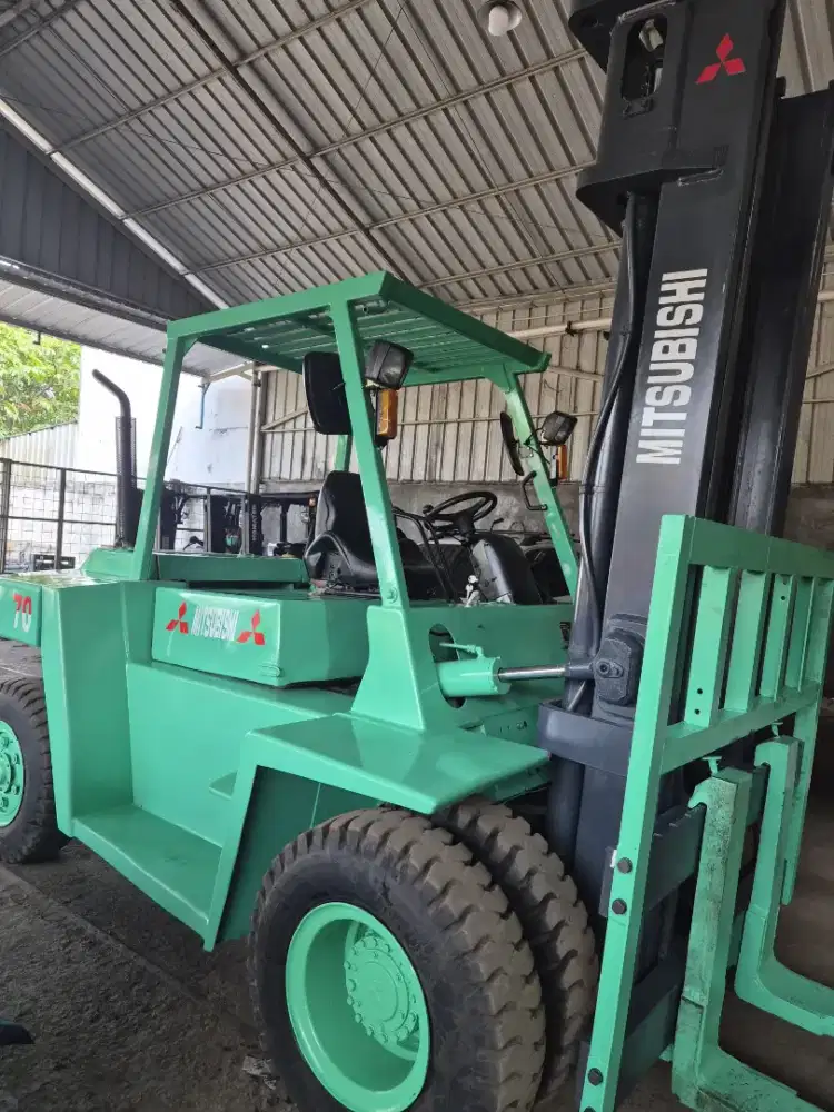 Forklift 7 Ton Mitsubishi Dijual siap kerja