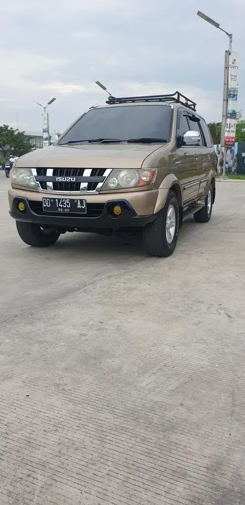 Isuzu Grand touring 2006 Diesel