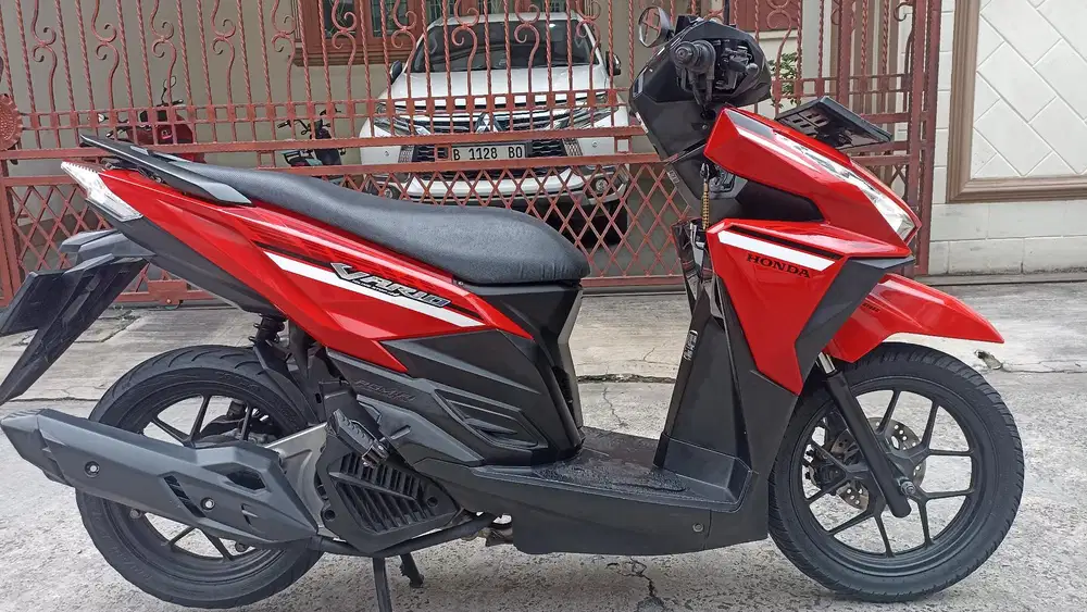 Honda Vario 125 LED CBS ISS tahun 2018.