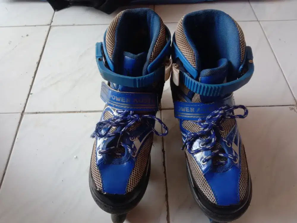 Jual sepatu roda anak