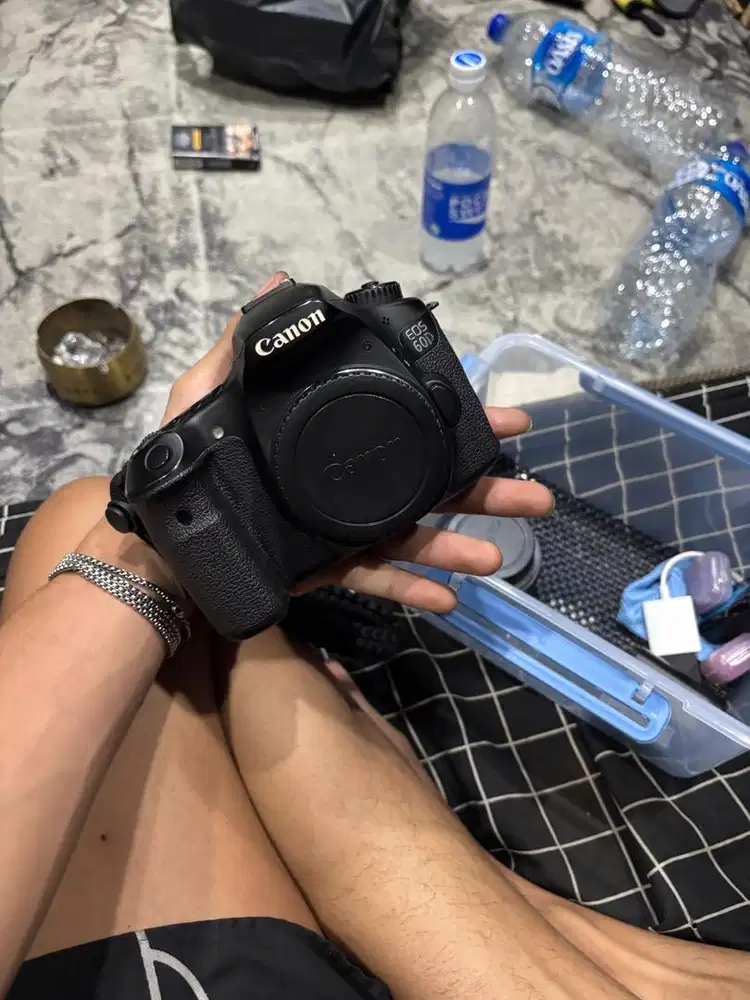 Jual Cepat Kamera Canon 60D + Lensa Fix Youngnou