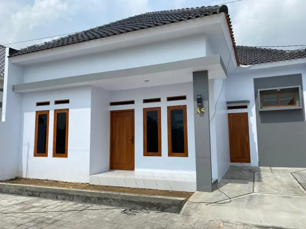 Dijual rumah tipe 72/100 harga 600jutaan di gentan sukoharjo