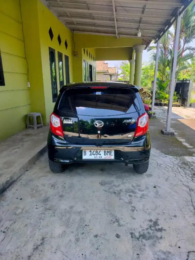 Daihatsu ayla x matic 2014