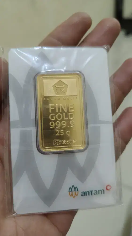 Logam mulia Emas Antam 25 gram