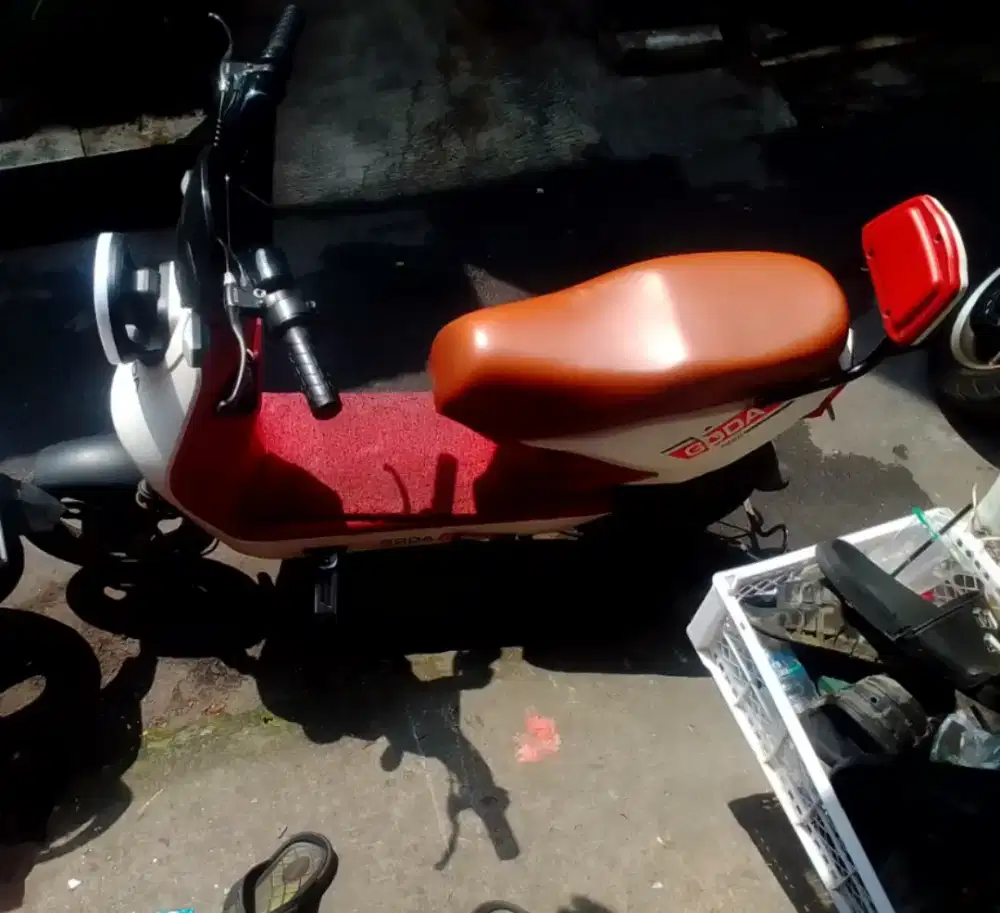 dijual sepeda listrik merk goda