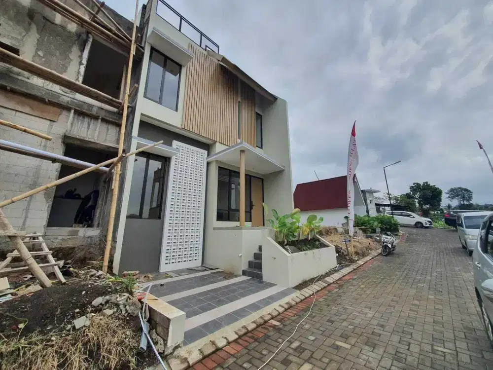 Villa Batu 800 jutaan view Pegunungan Panderman!