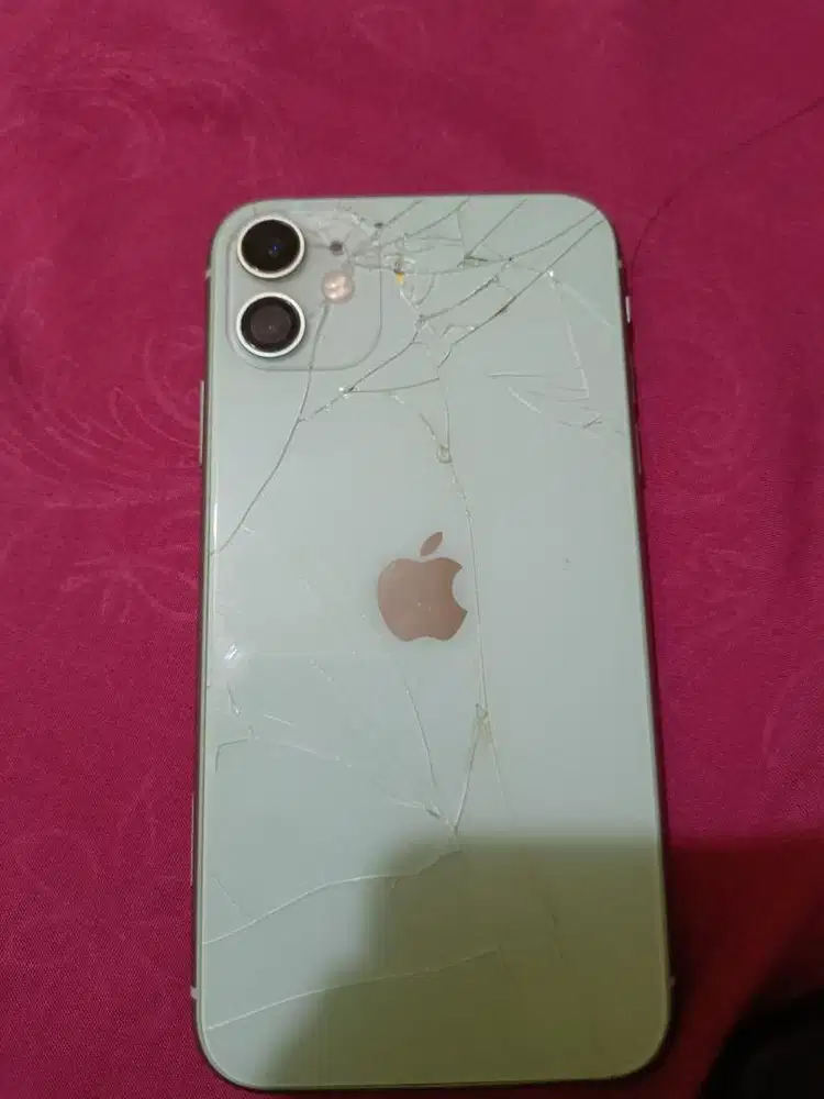 IPhone 11 64gb Jakbar