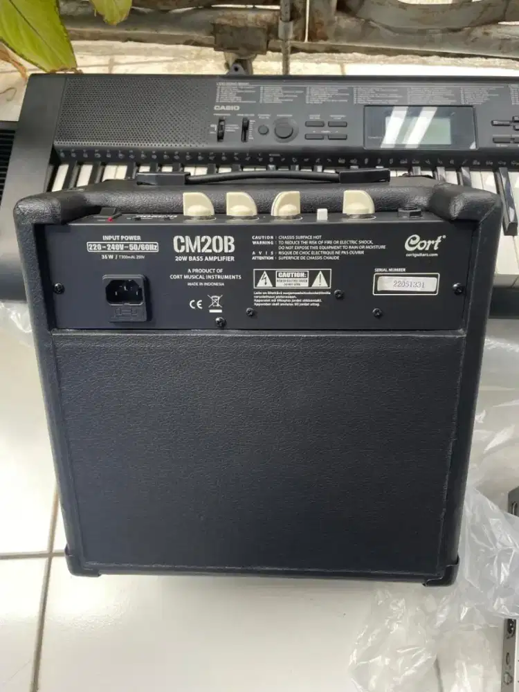 Cort CM20B 20W Bass Combo Amplifier
