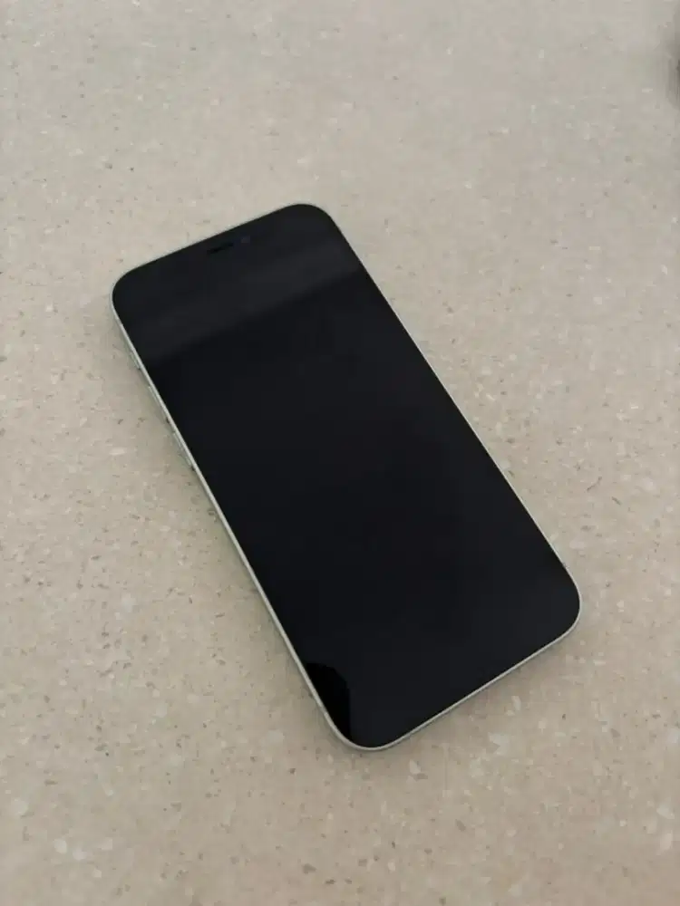 Di jual I Phone 12 mini second