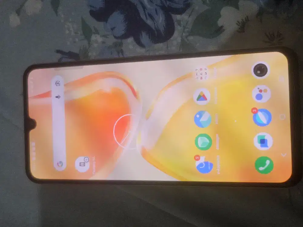 Vivo v25e  RAM 16 ROM 256