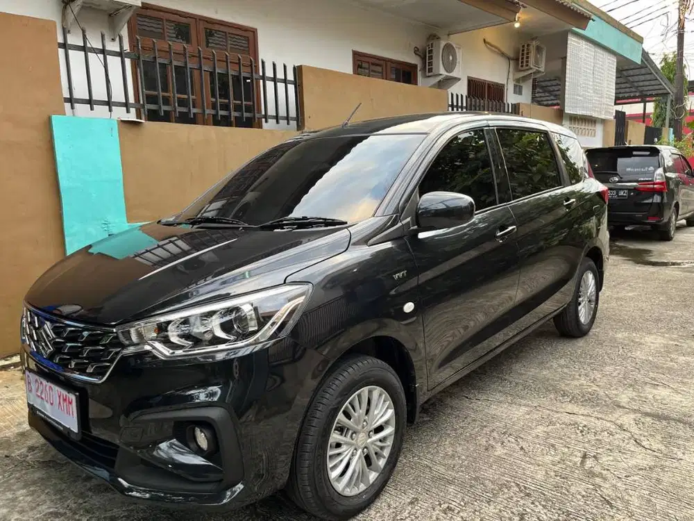 Over Kredit - Suzuki Ertiga tipe GL tahun 2023