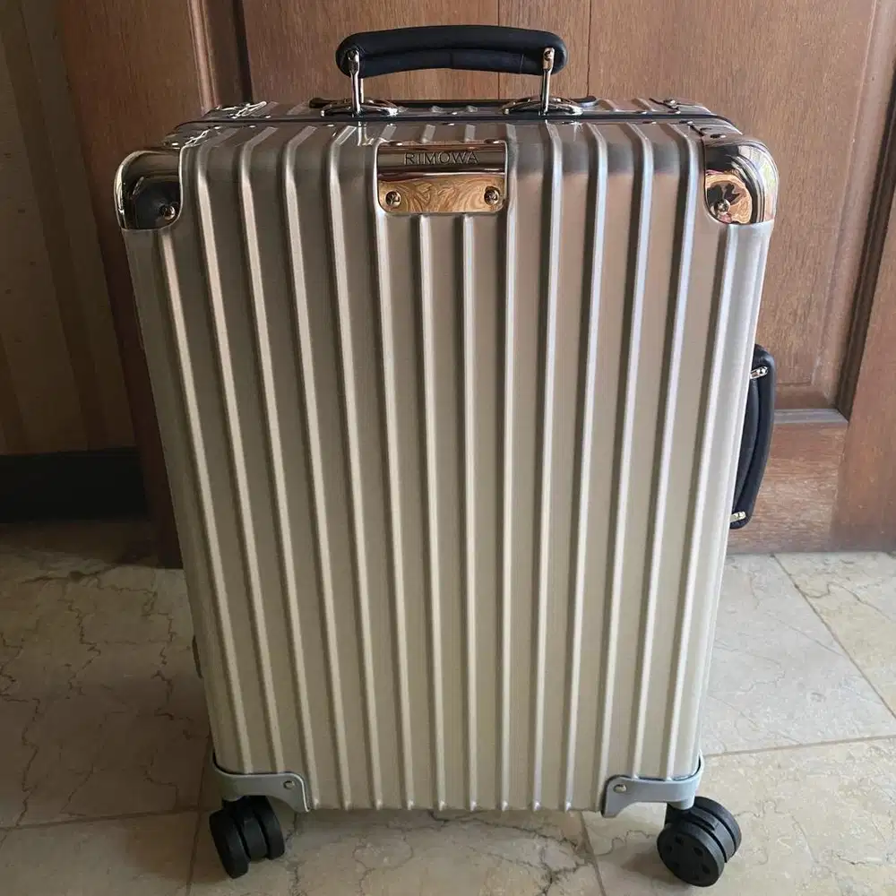 KOPER RIMOWA LUGGAGE CLASSIC CABIN ALUMINIUM SILVER BRAND NEW