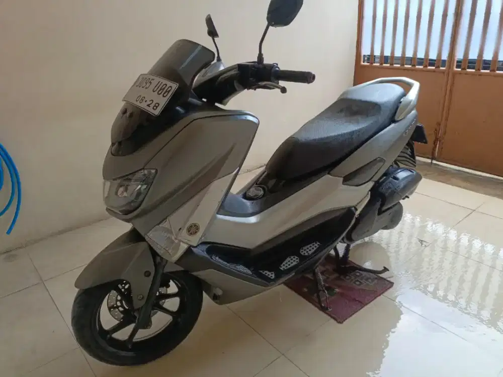 Di jual Yamaha NMax surat lengkap STNK bbkb faktur