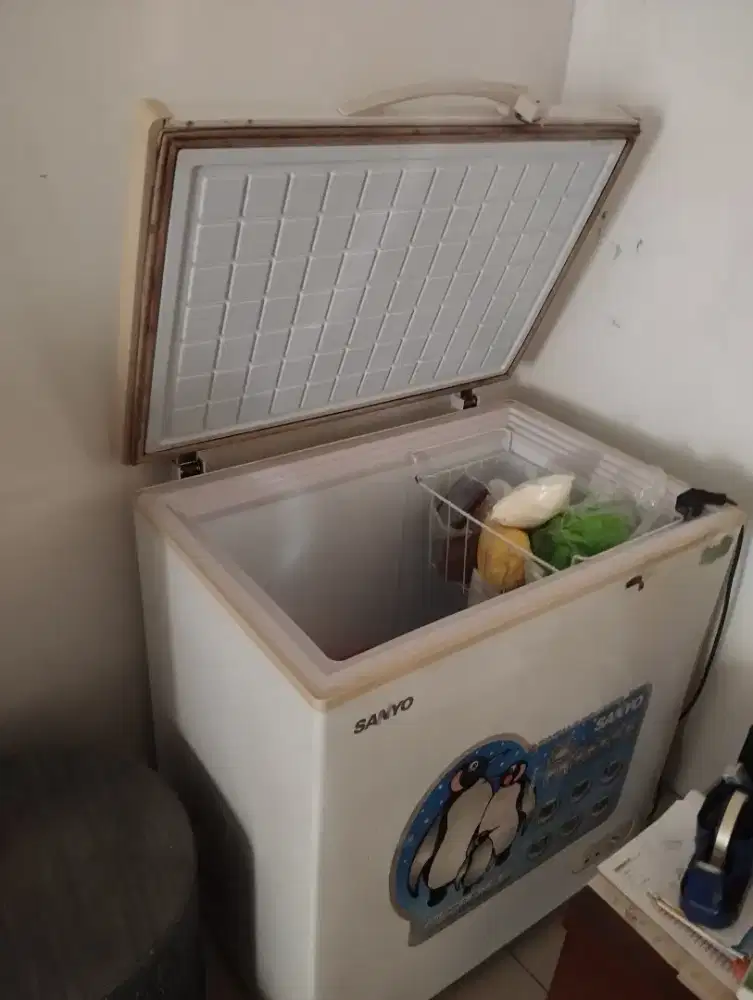 Frezzer Sanyo SF-C15K