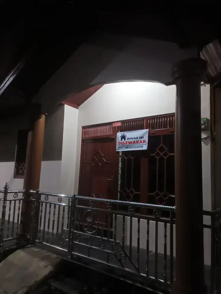 Disewakan  Rumah  harga murah.