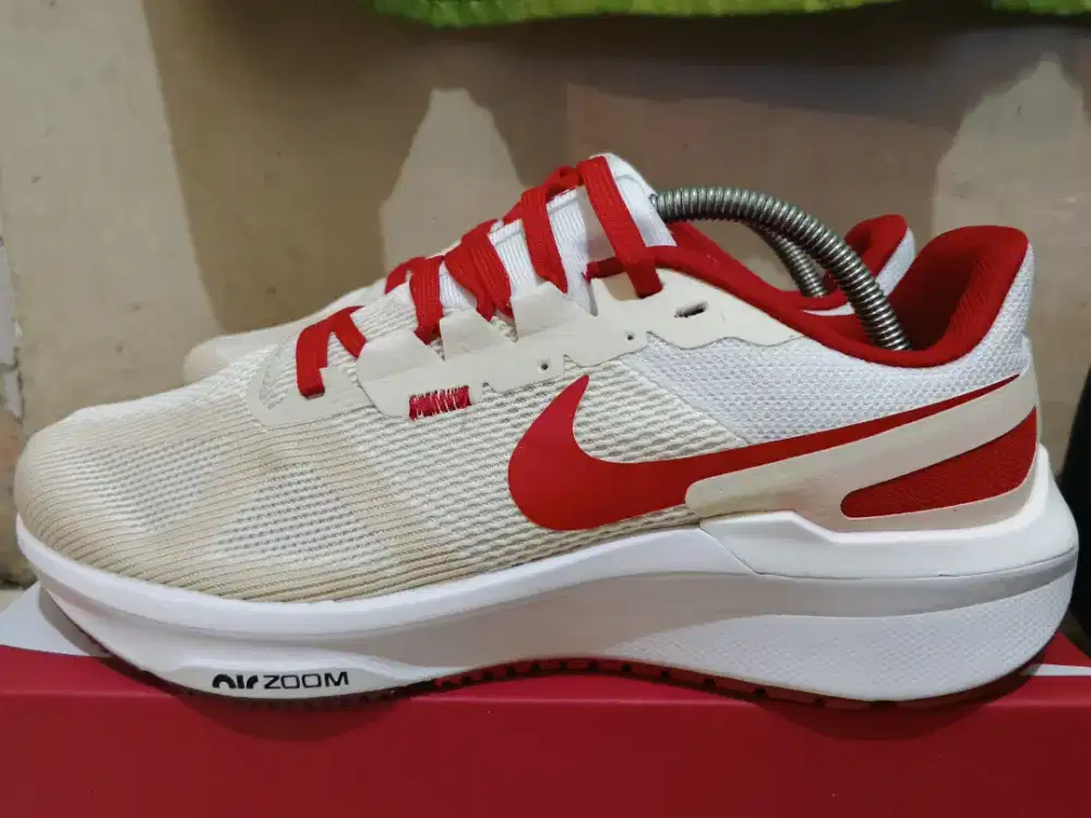 Sepatu Nike Structure 25 Premium Men's 
Road Running Shoes