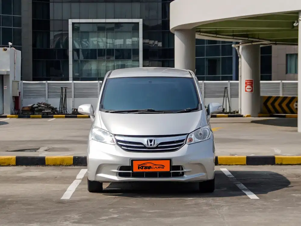 Honda freed SD 1.5 Matik 2013