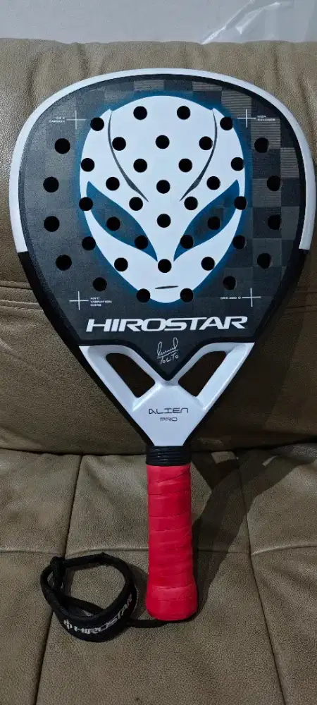 Raket Padel HIROSTAR Alien Pro 24K Tolito Aguirre LIKE NEW