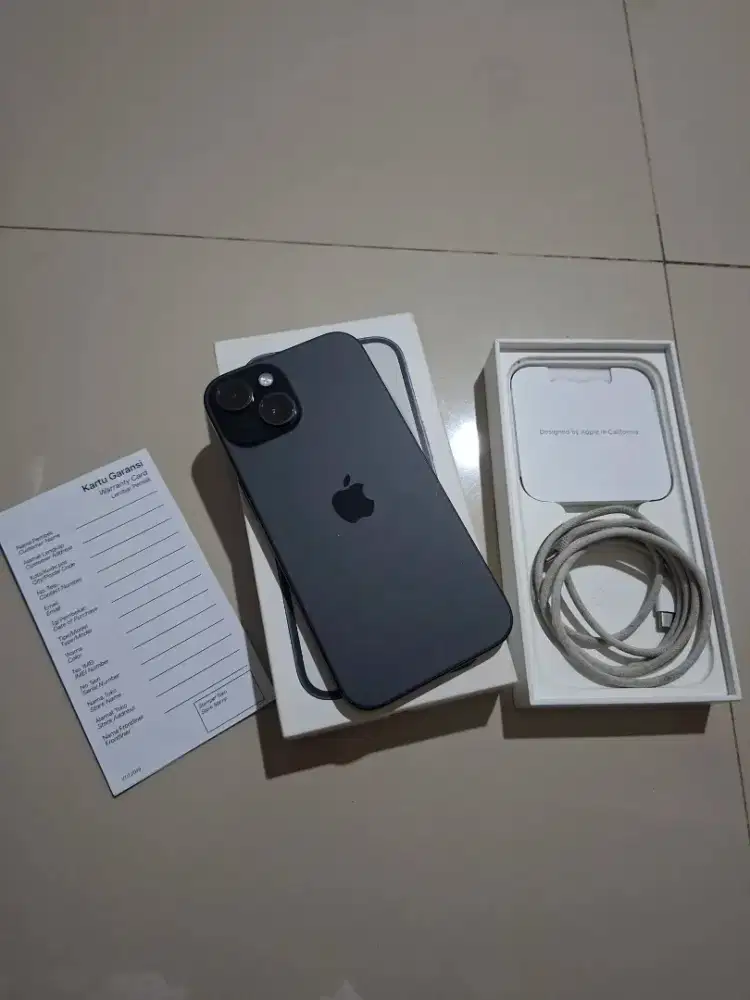 Iphone 15 128gb ex garansi resmi ibox BH 94%