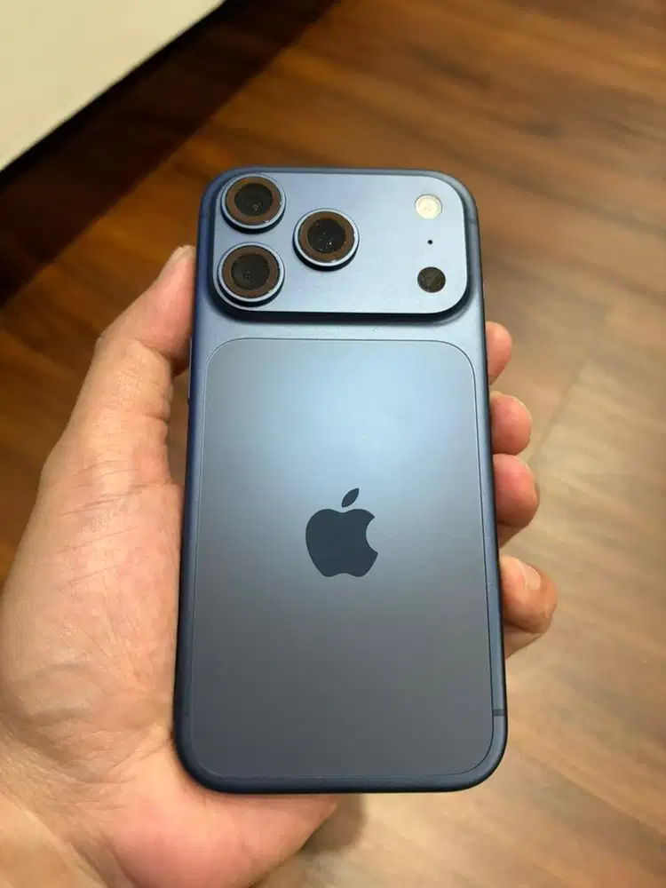 iPhone 17 Pro 256 GB Deep Blue