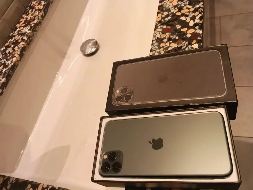 iphone 11 pro max 256gb berjnji barang baru