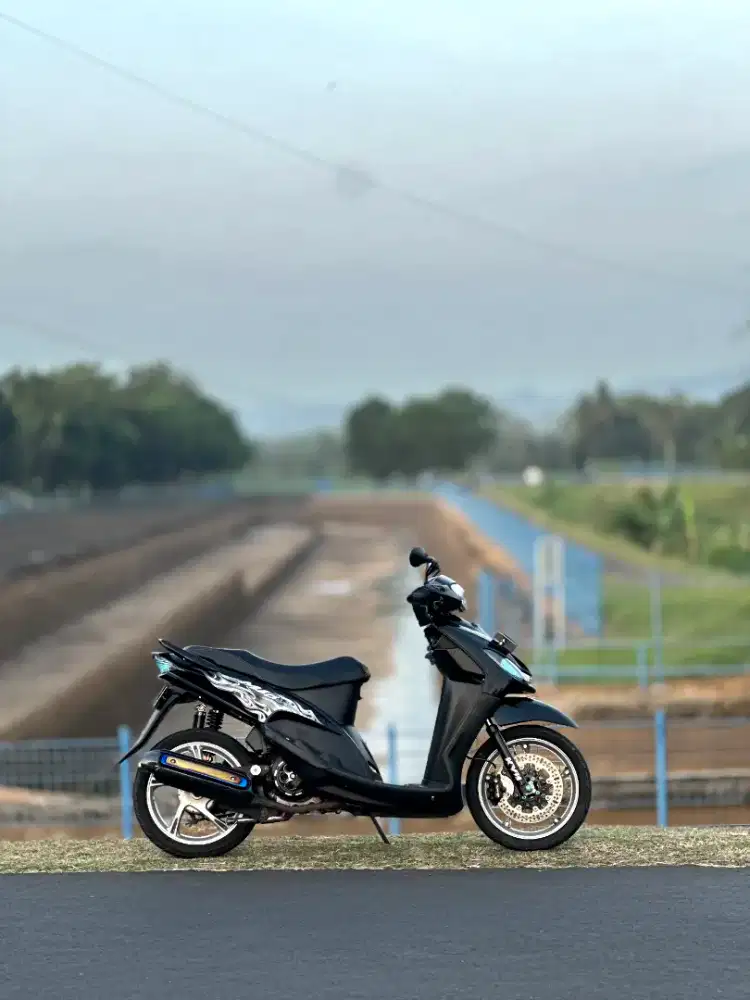 Motor mio smile tahun 2011