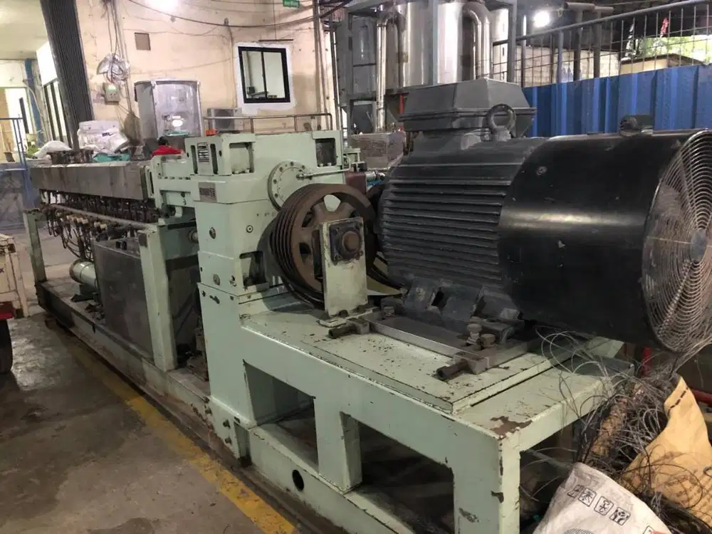 Dijual Mesin extruder twin screw