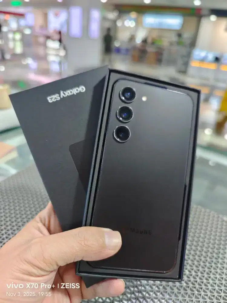 Samsung S23 8/256 Phantom black