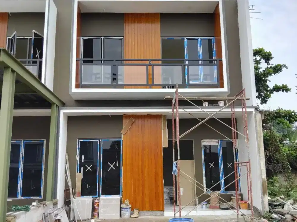 Cluster 2 Lantai ada tanah besar Lokasi strategis