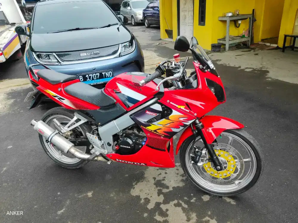 Honda CBR 150r CBU