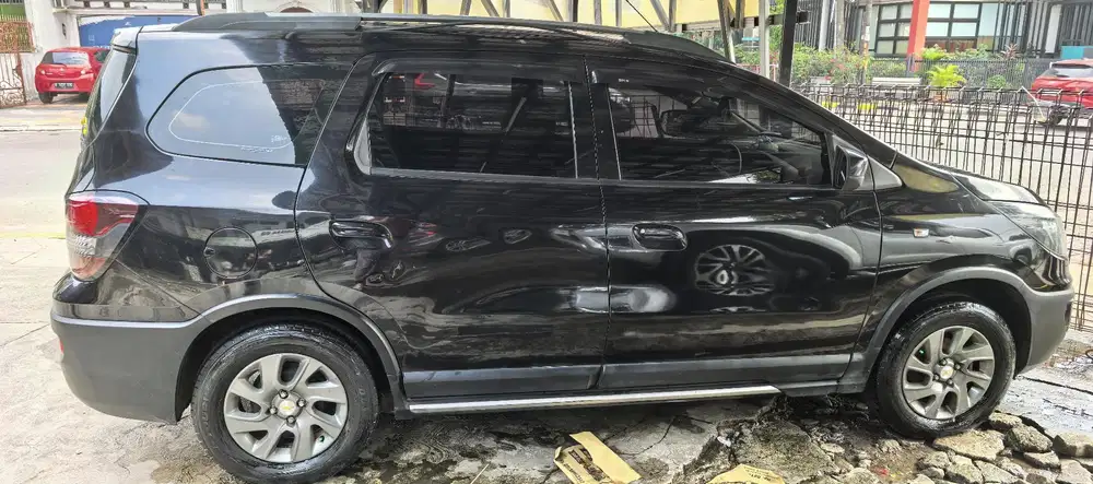 Chevrolet Spin 2015 Bensin