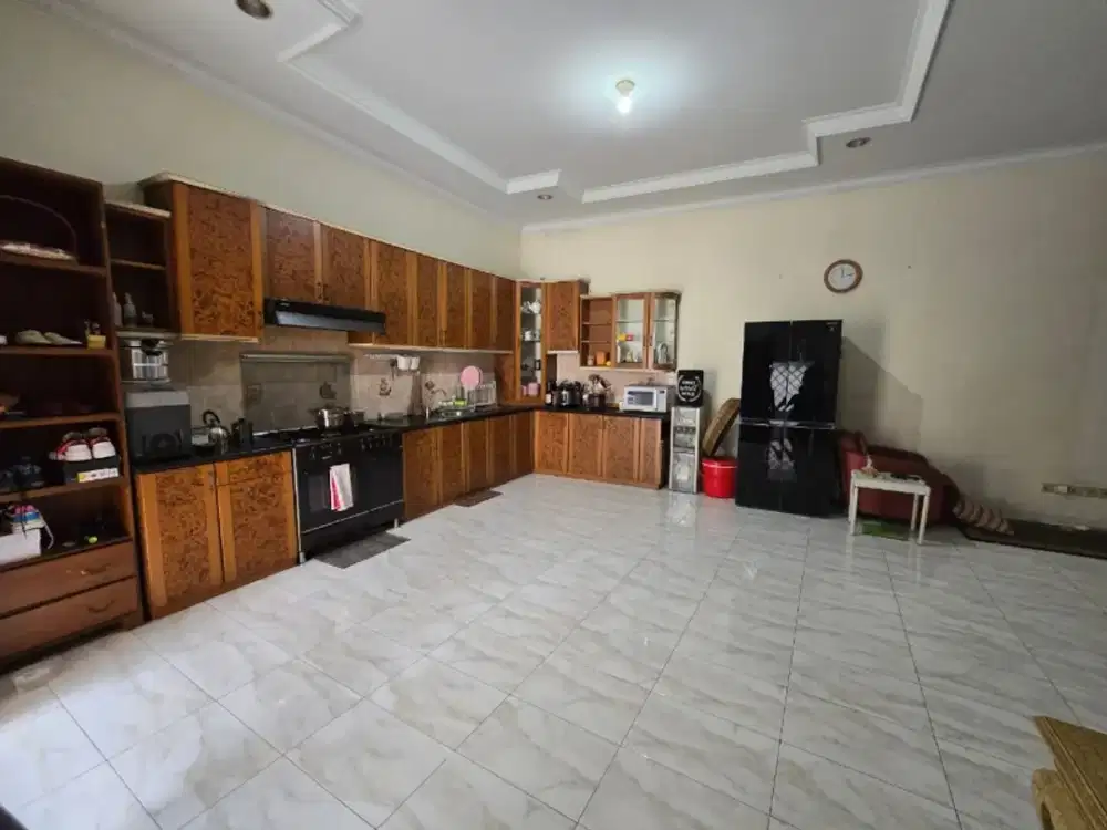 Rumah 3 lantai sayap astana anyar kota bandung